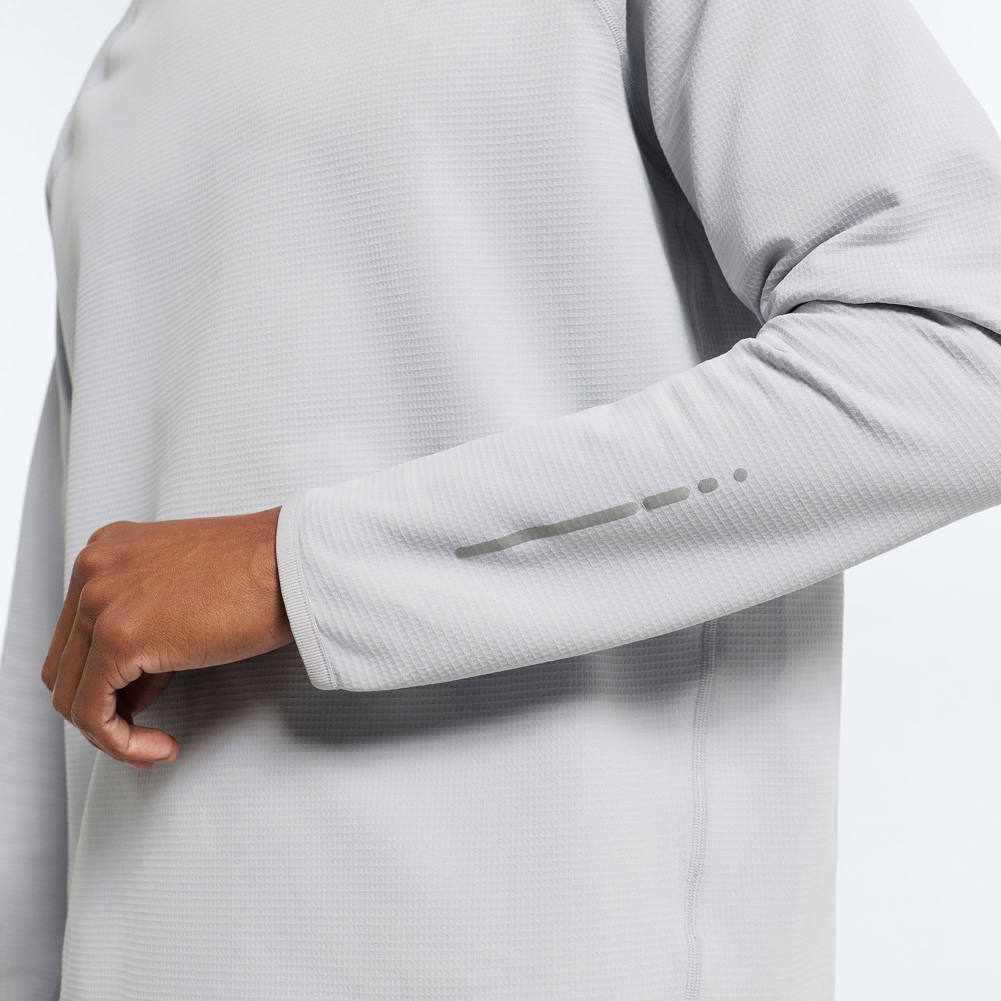 Men's ANTA Run Long Sleeve Hoodie - Image 8